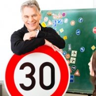 <p><strong>Теория ПДД по самой новой программе. 87% вопросов по программе ГАИ</strong></p>