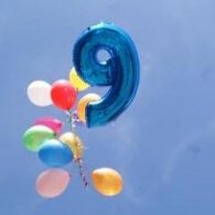 <p><strong>Средний стаж</strong> работы инструкторов - <strong>9 лет</strong></p>